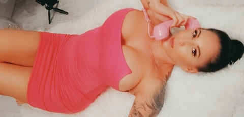 Header of adrianadelrossi