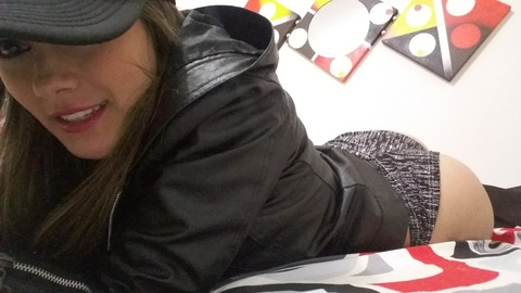 Header of alexis_benz