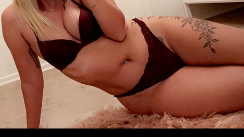 Header of amateuroliviaaa
