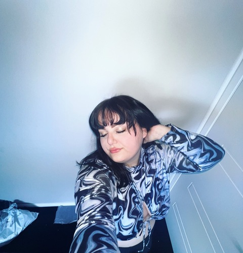 Header of amberquinnfree