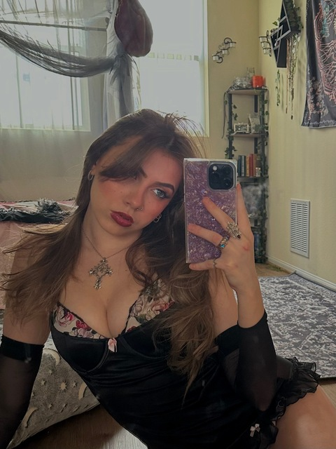 Header of bcweluvmimi