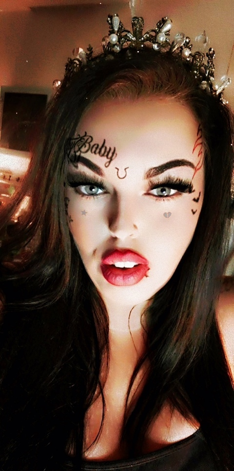 Header of beebabygirl1