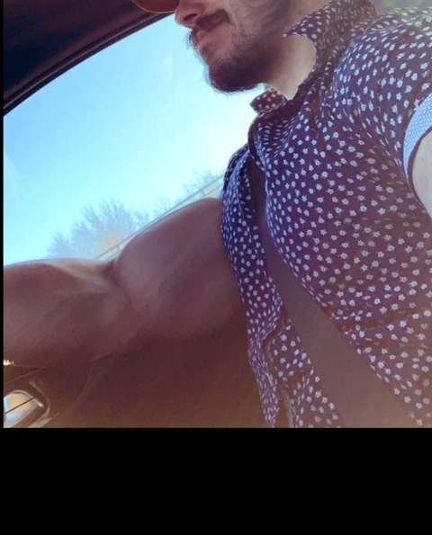 Header of beefypeaches