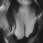 bellamonstera (Bella ✨) free OnlyFans Leaked Content 

 profile picture