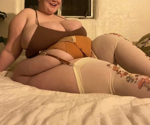 Header of chubbyfrogprincess