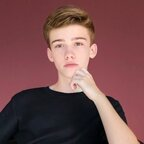 Download dirtyartie OnlyFans leaks for free 

 profile picture