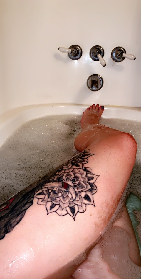 Header of elliebabe831