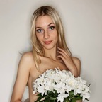 Emily Jade | Free 💕 (@emilyjade_official) Leaked OnlyFans 

 profile picture