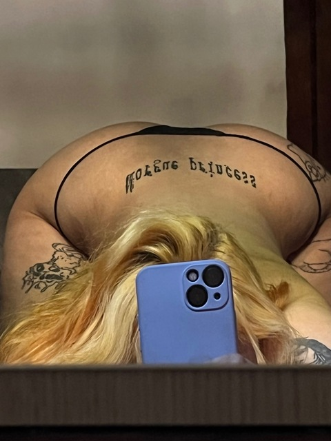 Header of freelamakoto