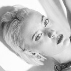 frostmagdalena (_frostmagdalena) OnlyFans Leaks 

 profile picture