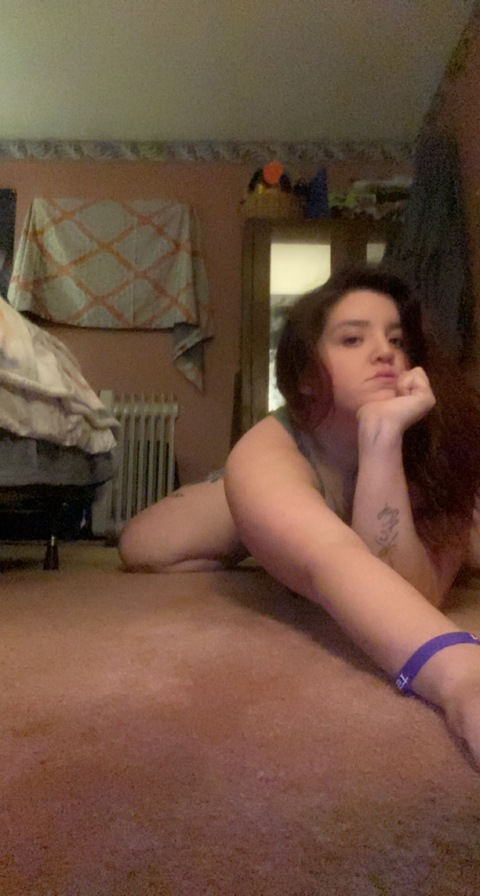 Header of haley_quinnxell