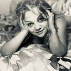 hollihendrixx (Holli Hendrixx) OnlyFans Leaked Content 

 profile picture