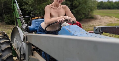 Header of innocent_dezi