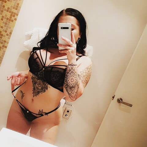 Header of itsjadex