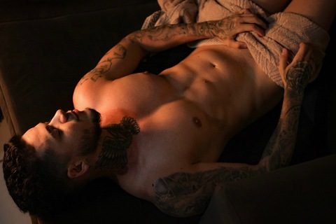 Header of kaioalmeidafree