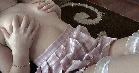 Header of kamilacort