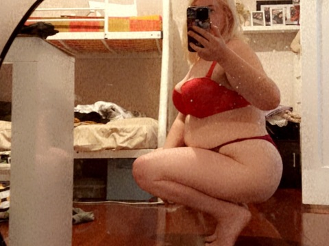 Header of manicthot