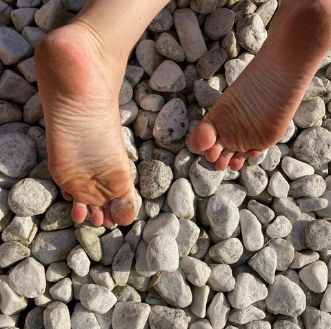 Header of mariadancingfeet