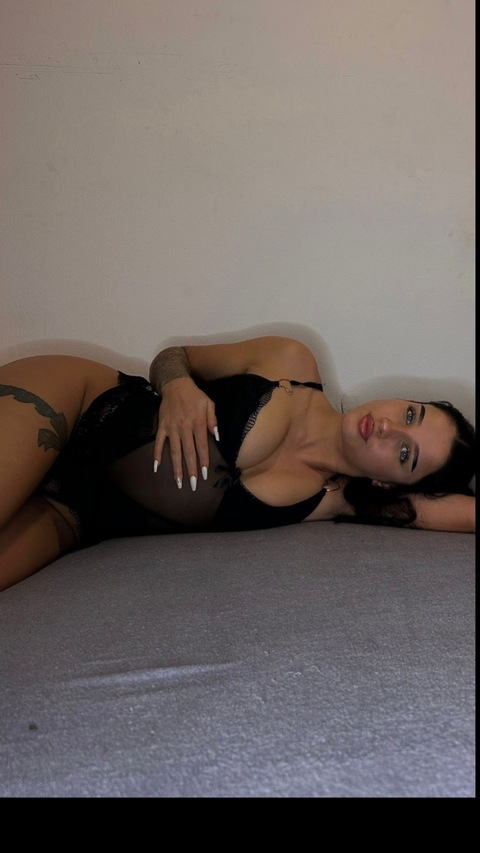 Header of myprivatebunny