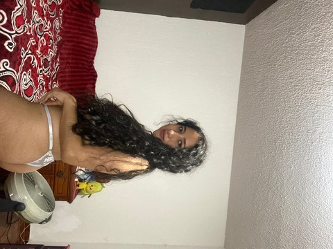 Header of nayeliloveass