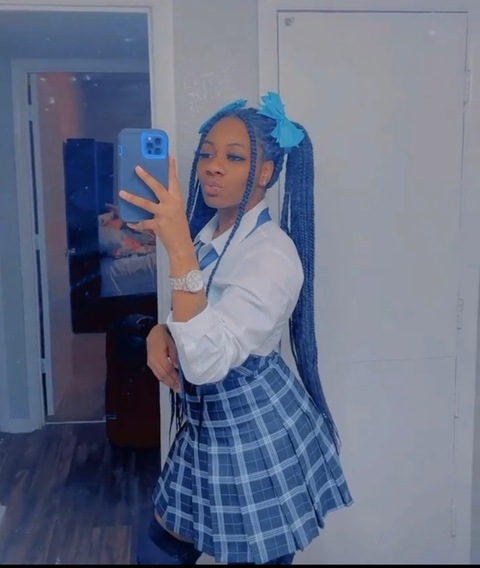 Header of prettynastee