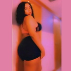 QU££N (@queeenn_riahh) Leak OnlyFans 

 profile picture