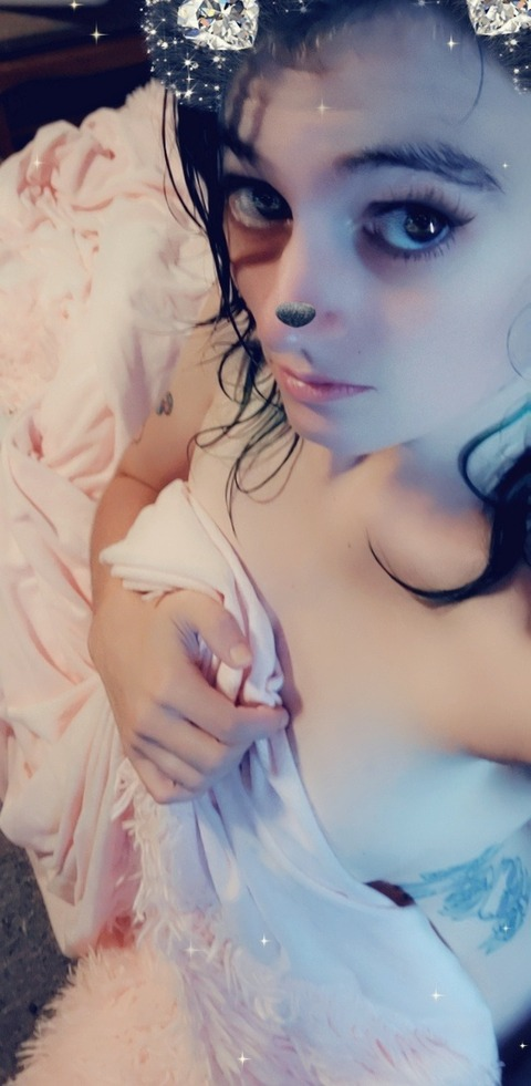 Header of r0selynn69