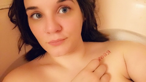Header of sadiebby
