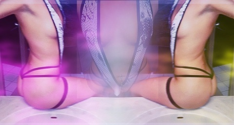 Header of sarah-sexxi
