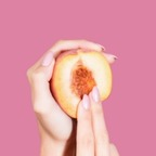 scarlet_peach2 OnlyFans Leaked 

 profile picture
