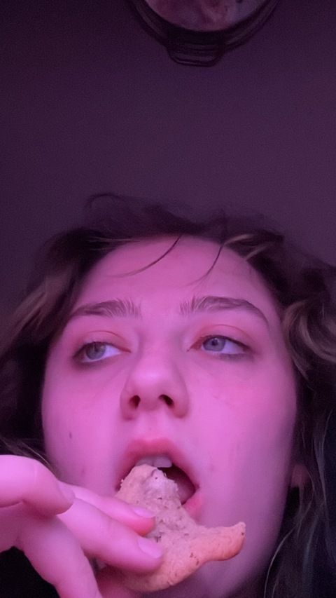 Header of spookytits666