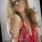 Download susieland OnlyFans content for free 
 profile picture