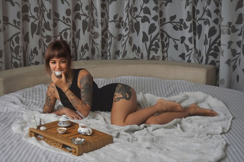 Header of teademoness