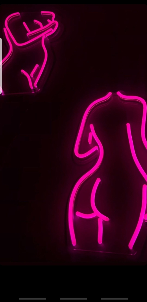Header of thatprettymfcr