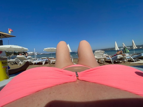 Header of travel_girl