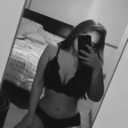 Juliana💜 (u189613873) Leaks OnlyFans 

 profile picture