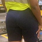 Slim thick (@u242371843) Leak OnlyFans 

 profile picture