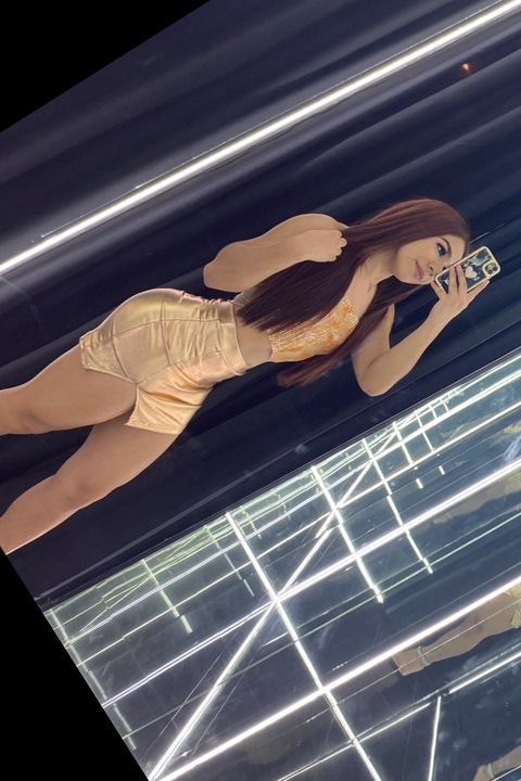 Header of vivianglez