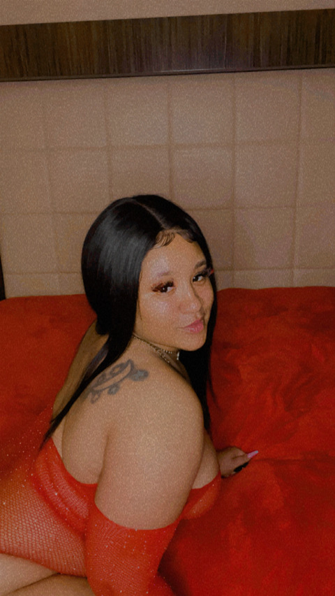 Header of yellabody